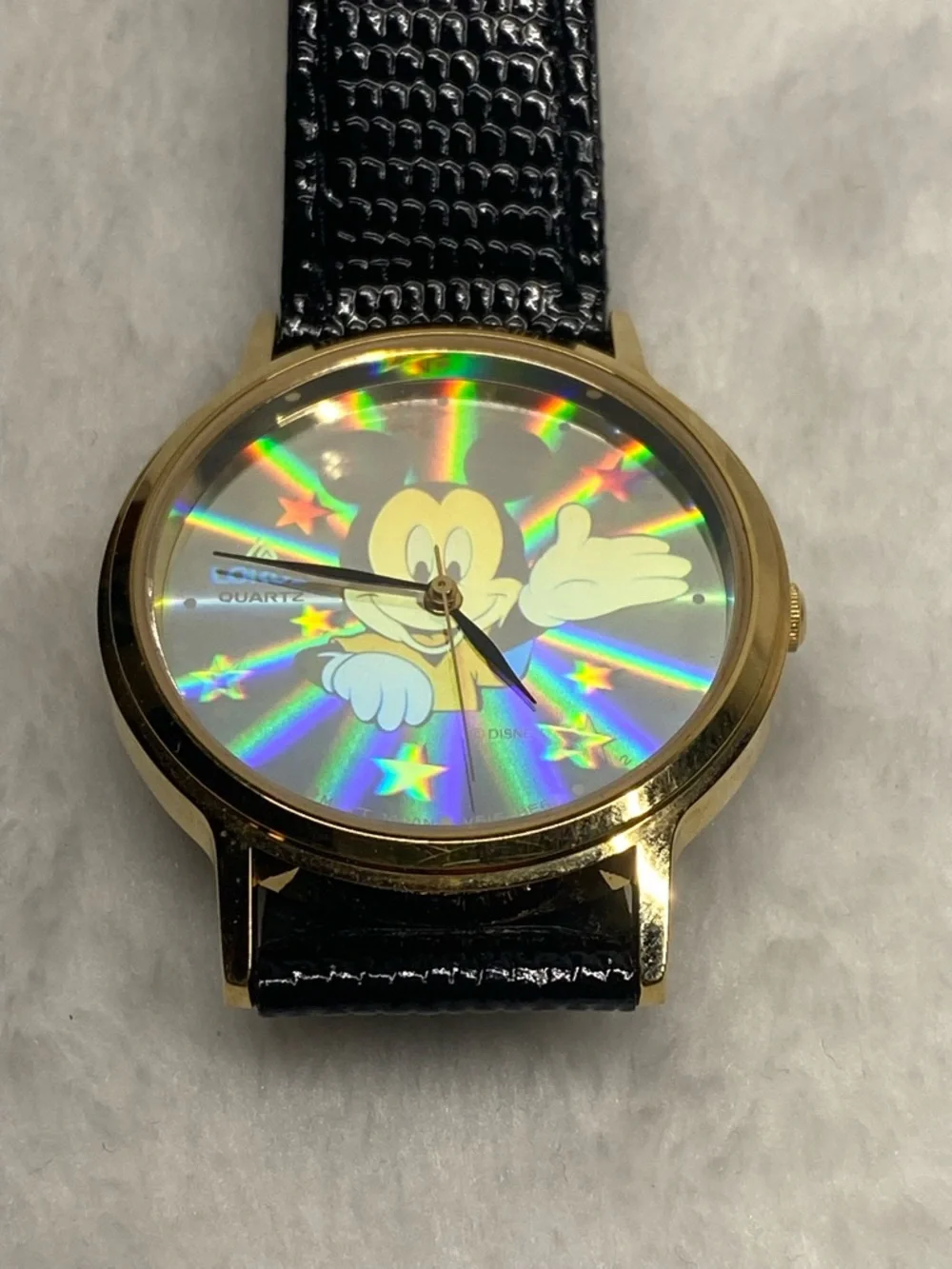 Vintage 90s Disney Mickey Mouse Hologram Watch New Battery 34mm